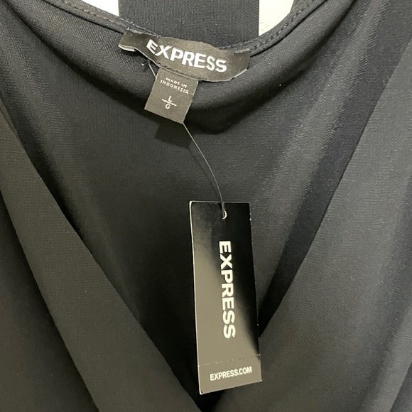 NWT Express Black Halter Top Tie belt, Size Medium - Picture 5 of 6